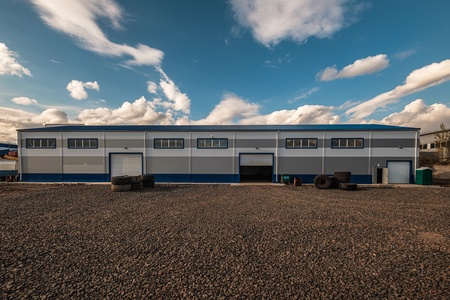 Здание обслуживания тяжелой техники "Артель Старателей Юг"